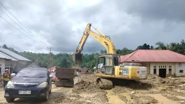 Korban Meninggal di Agam 190 Orang 72 Warga Masih Hilang, Kerugian Rp682 Miliar - GenPI.co