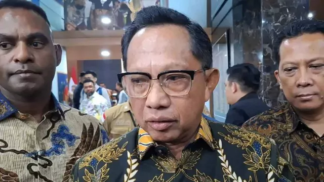 Tito Karnavian Sebut Pilkada Melalui DPRD Tak Dilarang UUD 1945 - GenPI.co