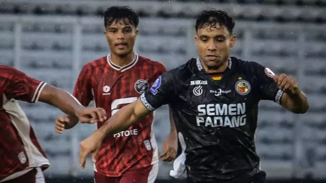 Semen Padang Pamer 2 Pemain Asing Baru, Posisi Bek dan Gelandang - GenPI.co