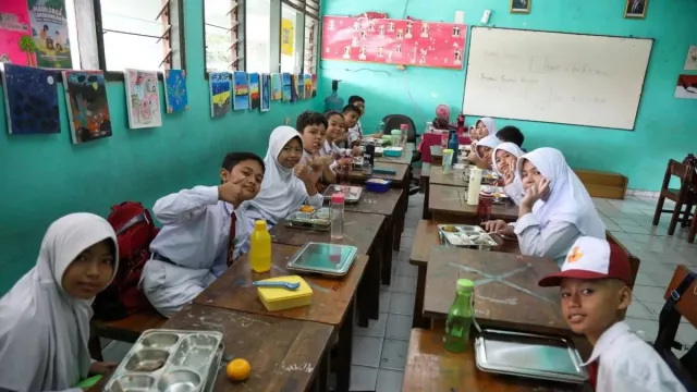 Mobil MBG Tabrak Siswa, SDN Kalibaru 01 Jalankan PJJ dan Program Trauma Healing - GenPI.co