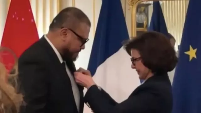 Hebat! Joko Anwar Terima Penghargaan dari Pemerintah Prancis - GenPI.co