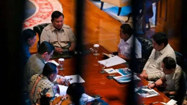 Prabowo Subianto Perintahkan Hunian untuk Pengungsi Dibangun Cepat - GenPI.co