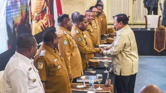 Prabowo Subianto Tak Segan Pecat Pejabat Jika Tidak Mampu Kerja - GenPI.co