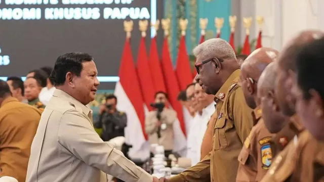 Prabowo Minta Pejabat di Papua Tak Pakai Dana Otsus untuk Urusan Luar Negeri - GenPI.co