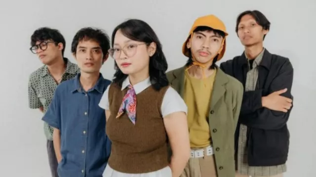 Album Baru Starrducc Seperti Terang Setelah Badai, Cocok untuk Natal dan Tahun Baru - GenPI.co