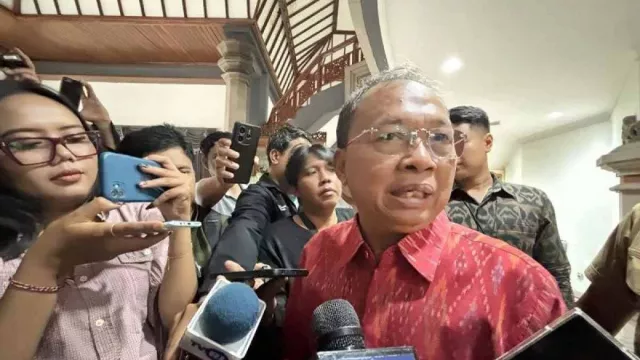 Wayan Koster Bantah Bali Sepi, Lalu Lintas Lengang Disebut Karena Musim Hujan - GenPI.co