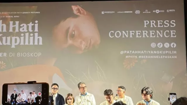  Hubungan Sulit karena Beda Agama - GenPI.co