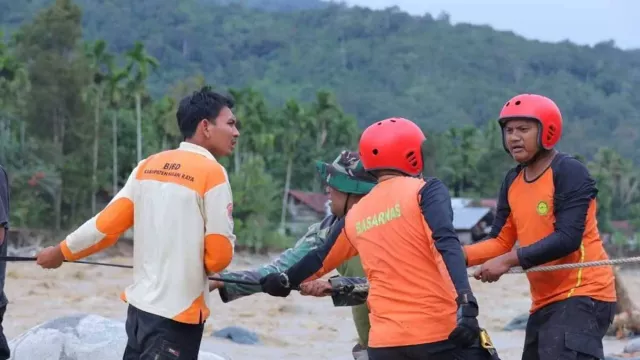 31 Orang Masih Hilang, Operasi Pencarian Koban Bencana Aceh Dihentikan - GenPI.co