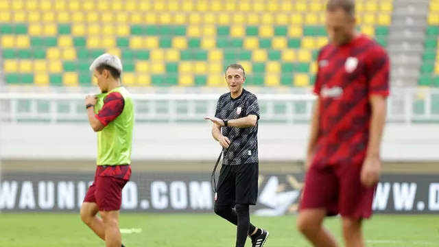 Milomir Seslija Percaya Persis Solo Mampu Lepas Zona Degradasi - GenPI.co