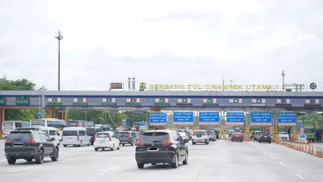 Rest Area KM 57 Tol Jakarta Cikampek Buka-Tutup, Istirahat Dibatasi 30 Menit - GenPI.co