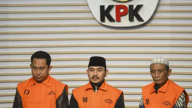 Pemberi Suap Bupati Bekasi Diduga Jual Nama Pejabat untuk Proyek, KPK Sita Bukti - GenPI.co