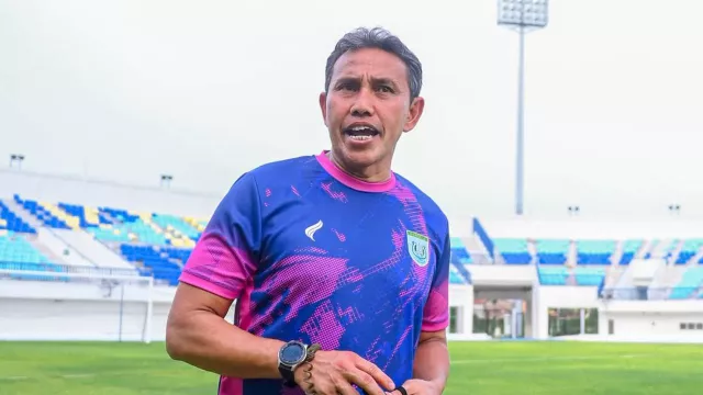 Bima Sakti Resmi Jadi Pelatih Persela, Target Kembali ke Kasta Tertinggi - GenPI.co