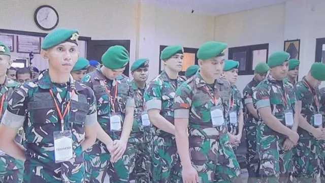 17 Terdakwa Kasus Penganiayaan Prada Lucky Dipecat dan Dipenjara - GenPI.co