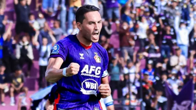 Bersinar, Ezra Walian Jadi Sosok Paling Berpengaruh di Persik Kediri - GenPI.co