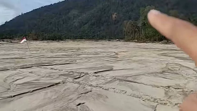 Wisata Sungai Lokop Jadi Lapangan Pasir, Akibat Banjir di Aceh Timur - GenPI.co