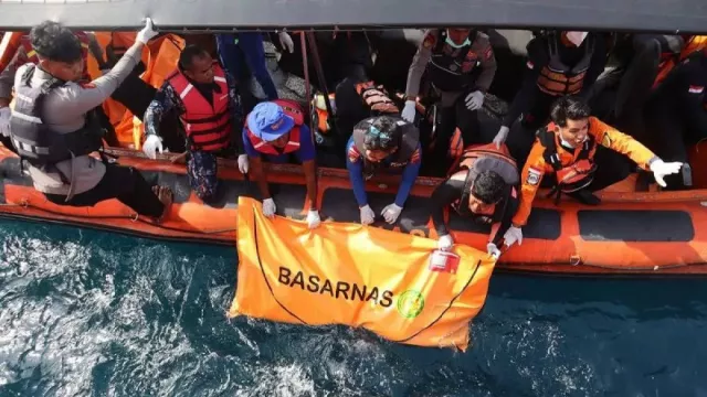 Jasad Pelatih Valencia Korban Kapal Tenggelam Akhirnya Ditemukan - GenPI.co