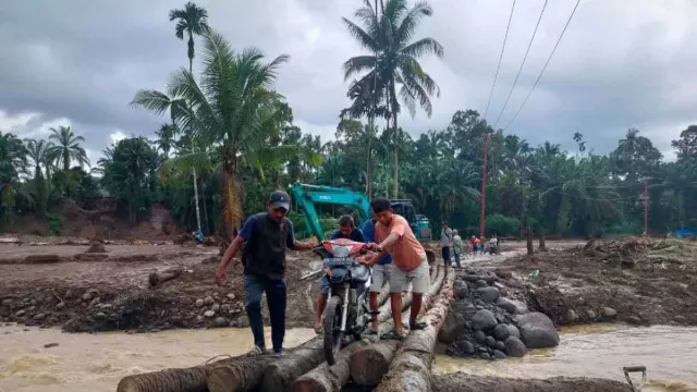 Bencana di Agam, Kerugian Rp 6,5 Triliun dan Korban Jiwa 165 Orang - GenPI.co