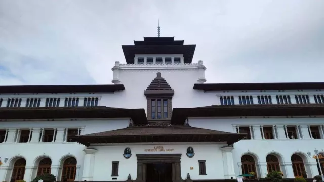 Tak Akan Lunasi Proyek Berkualitas Buruk, Dedi Mulyadi Diminta Patuhi Kesepakatan - GenPI.co