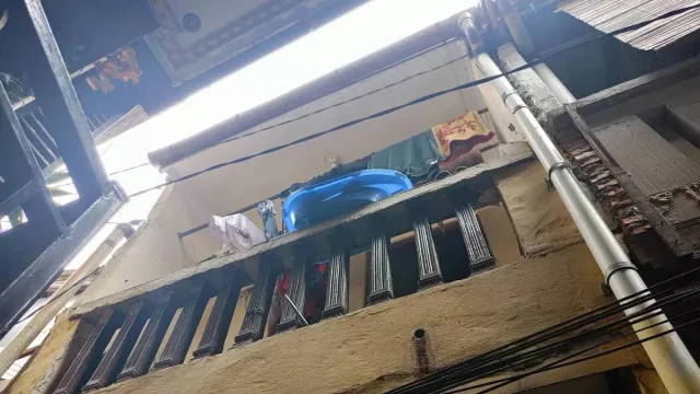 Terkunci di Rumah, Balita 3 Tahun di Jatinegara Luka Dagu Setelah Jatuh dari Balkon - GenPI.co