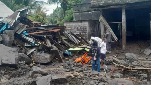 16 Orang Meninggal dan 3 Hilang, Akibat Banjir di Sitaro, Sulawesi Utara - GenPI.co