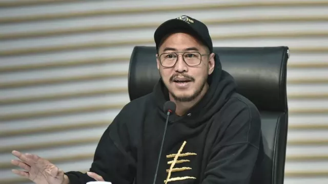 Dipolisikan, Pandji Pragiwaksono Tetap Aktivitas Seperti Biasanya di Amerika - GenPI.co