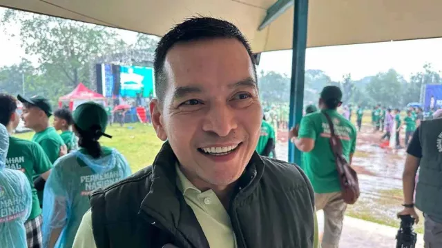 DPR Minta Bulog Turun Tangan, Harga Gabah Petani di Kalbar di Bawah HPP - GenPI.co