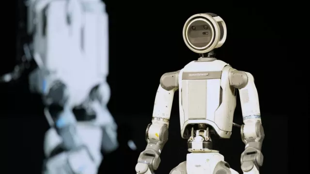 Hyundai dan Boston Dynamics Pamer Atlas, Robot Humanoid Siap Jadi Tenaga Pabrik - GenPI.co