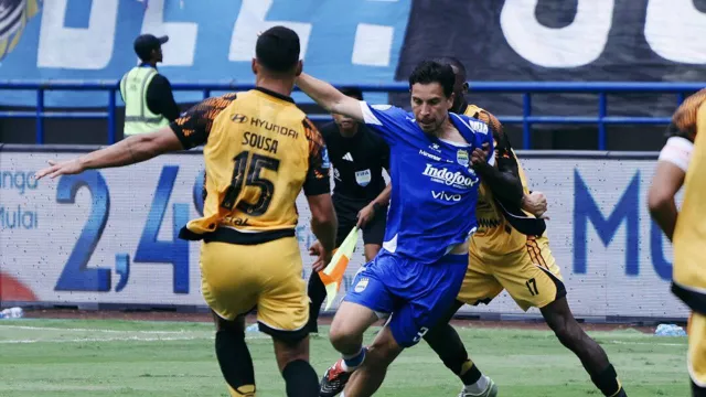Thom Haye Mengaku Keluarganya Diancam Dibunuh Seusai Persib Bungkam Persija - GenPI.co