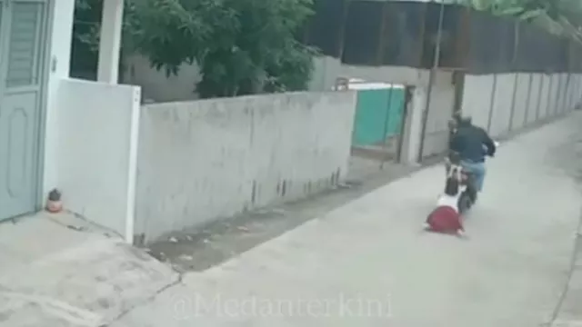 Ngeri! Anak SD Terseret Motor Pencuri di Medan saat Cegah HP Dicuri - GenPI.co