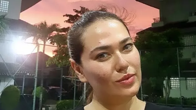 Tidak Ada Job Main Film, Catherine Wilson Fokus Keluarga - GenPI.co