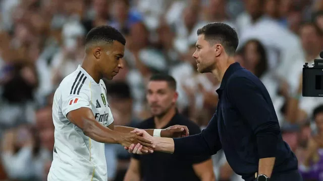Xabi Alonso Dinilai Gagal di Real Madrid, Kylian Mbappe Pasang Badan - GenPI.co