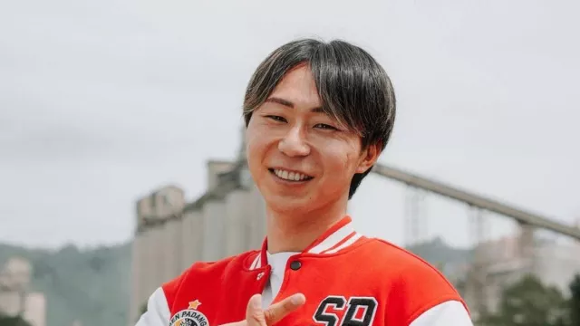 Kazaki Nakagawa Tertantang Bawa Semen Padang Keluar Zona Degradasi Super League - GenPI.co