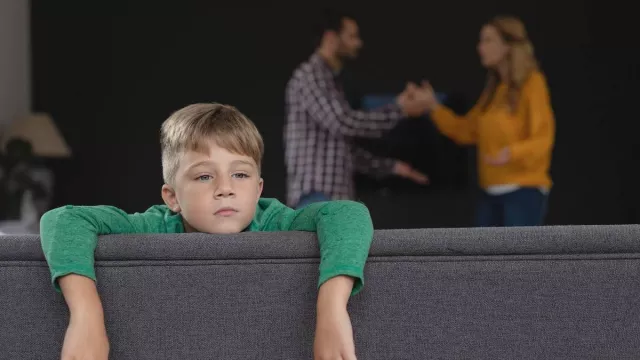 Anak dari Orang Tua Bercerai Hadapi Tantangan Hidup Lebih Tinggi, Kata Studi - GenPI.co