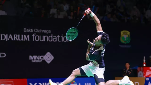  Bungkam Wakil China, Alwi Farhan Jaga Asa Tunggal Putra - GenPI.co