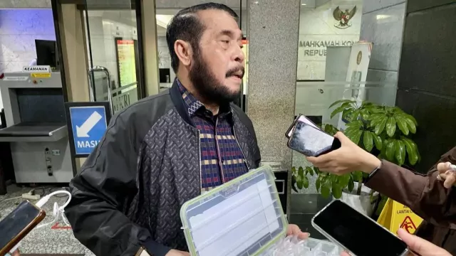  Saya Sakit, Harus Minum Obat 4 Kali Sehari - GenPI.co