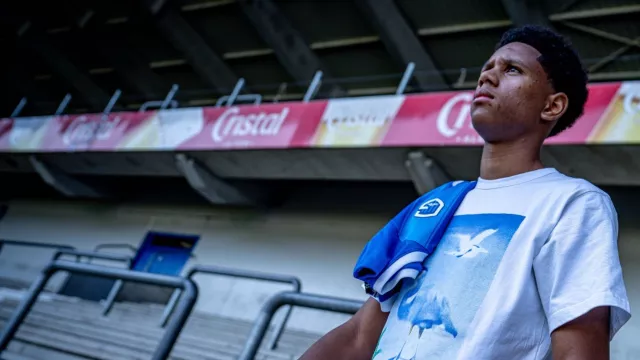 Masalah Administrasi Bikin AC Milan Gagal Datangkan Bek Keturunan Medan - GenPI.co