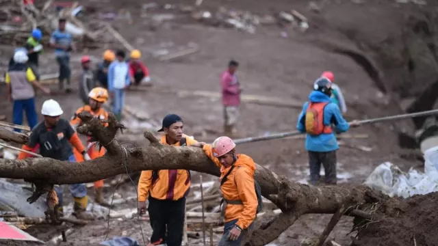 Alih Fungsi Hutan Diduga Picu Longsor Cisarua, Wagub Jabar Akan Tindak Tegas - GenPI.co