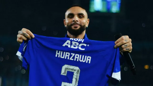 Gabung Persib Bandung, Layvin Kurzawa Mengaku Tidak Ada Paksaan - GenPI.co