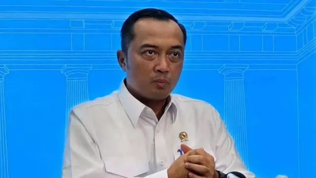 Prasetyo Hadi Cari Solusi Soal 3 Desa yang Diisukan Masuk Malaysia - GenPI.co
