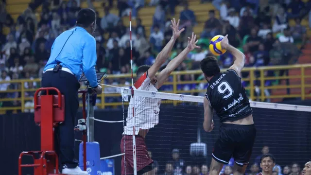  Taylor Sander di Puncak, Megawati Kejar Ozsoy - GenPI.co