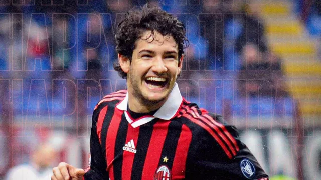 Sukses di AC Milan, Pato Ingin Beli Klub Liga Inggris - GenPI.co