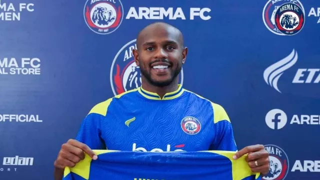 Arema FC Harap Joel Vinicius Cepat Adaptasi, Bersiap Hajar Persijap Jepara - GenPI.co