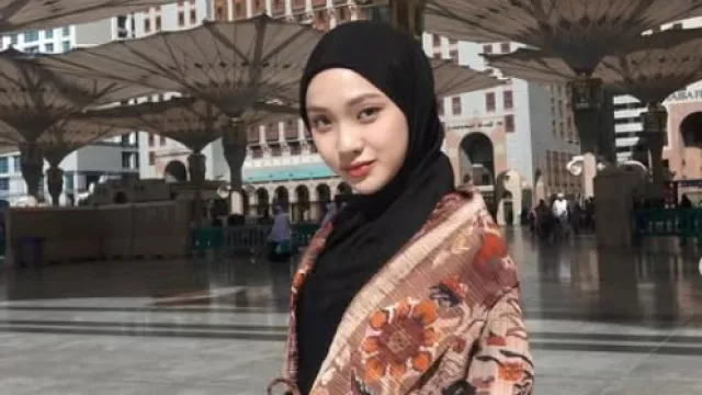 Ngaku Lakukan Kesalahan Fatal, Jule Puji Na Daehoon Pria Sangat Baik - GenPI.co