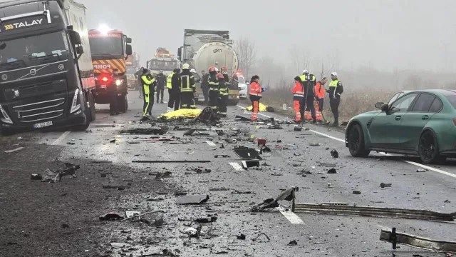 Liga Europa 2025/26: Kecelakaan Brutal, 7 Suporter PAOK Meninggal - GenPI.co