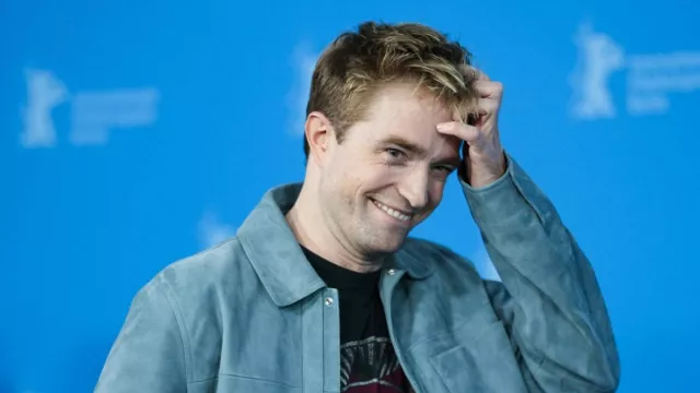 Robert Pattinson Pernah Gagal Move On, Cara Ampuh Melepaskan Masa Lalu - GenPI.co