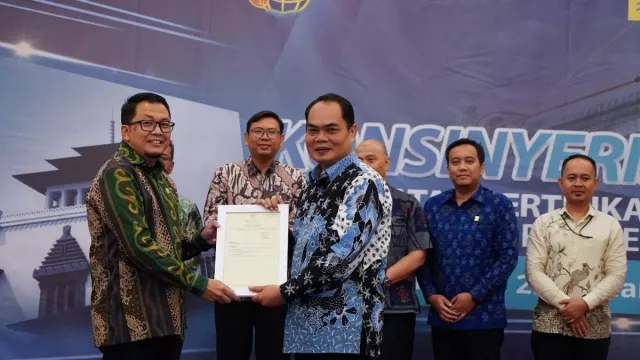 Sertifikasi Aset Rampung, PLN Perkuat Pasokan Listrik Jawa Barat - GenPI.co