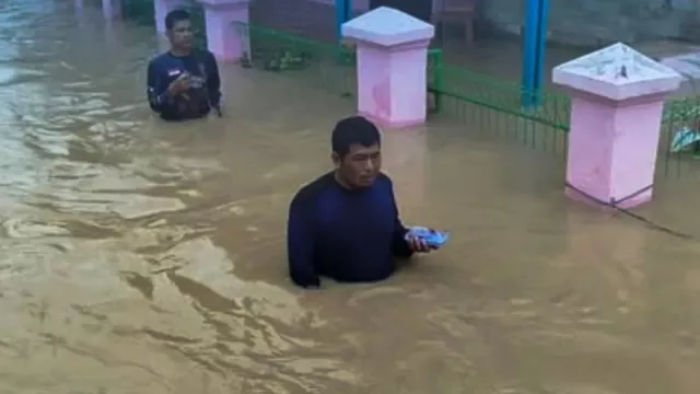 Banjir di Subang Rendam 7.536 Rumah, Puluhan Ribu Warga Terdampak - GenPI.co
