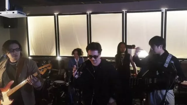 Sudah Dewasa, Jerome Kurnia Kangen Ngobrol saat Makan Malam Bersama Ayah - GenPI.co