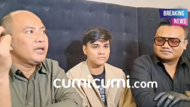 Ressa Rossano Anak Denada Cerai, Tetapi Tetap Tanggung Jawab ke Buah Hati - GenPI.co