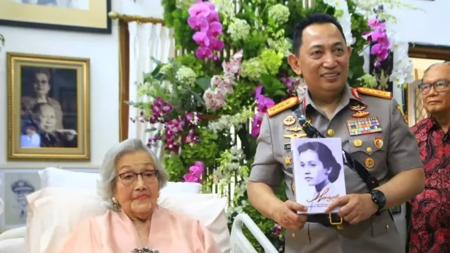 Istri Jenderal Hoegeng Meriyati Meninggal di Usia 100 Tahun, Dimakamkan di Bogor - GenPI.co